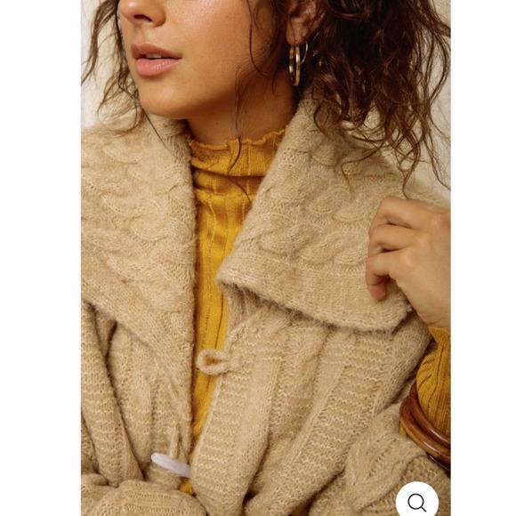 NEW RAGA Timber Trail Toggle Tan Cable Knit Cardigan - Picture 3 of 15